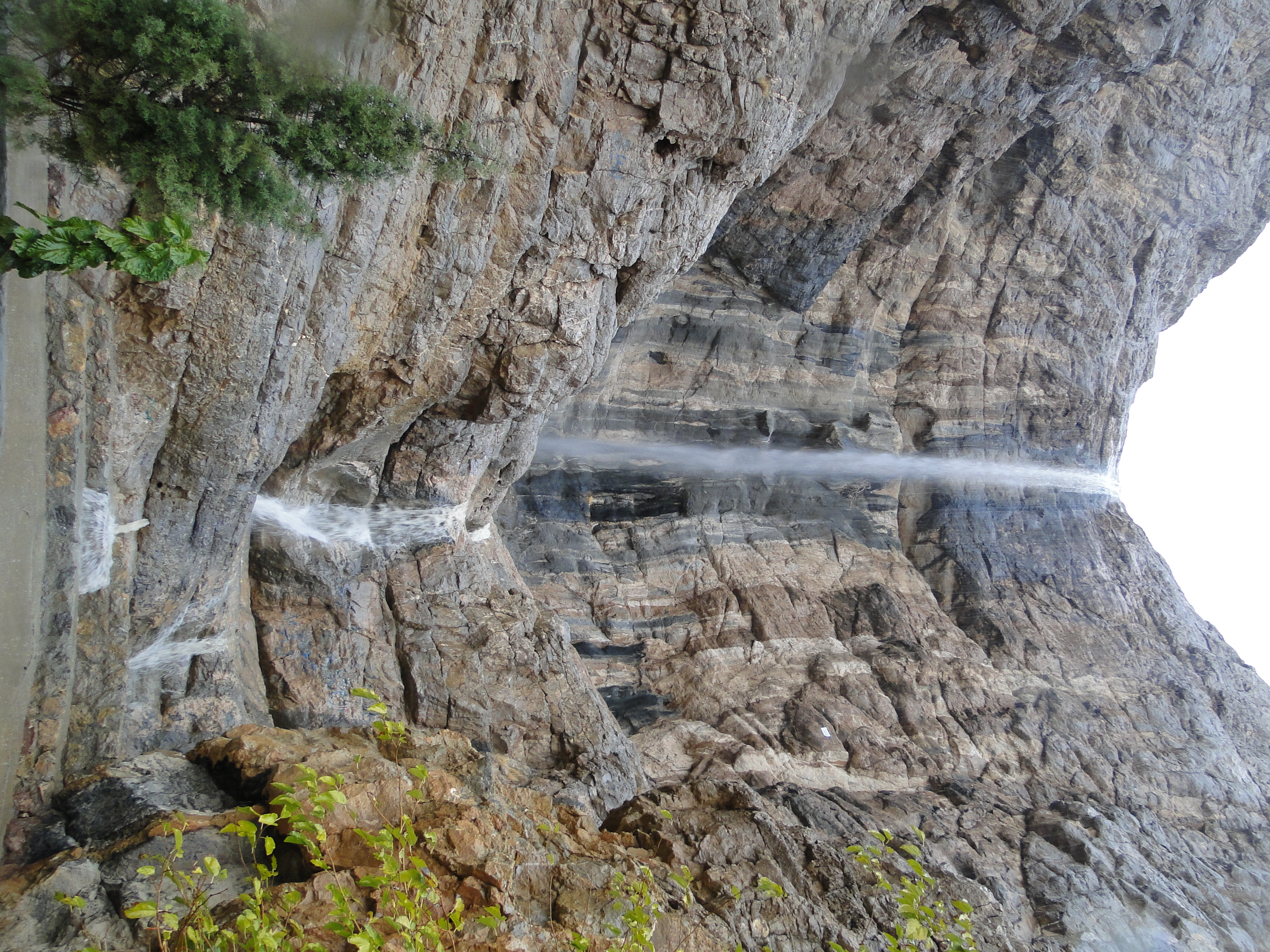 منطقه گردشگری لادر